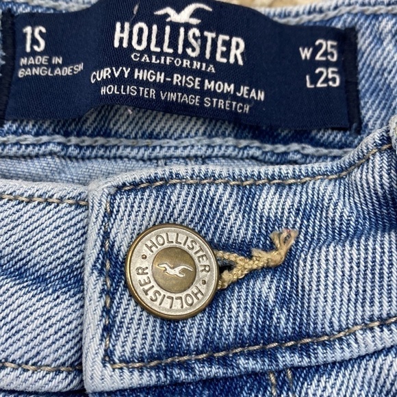 HOLLISTER Curvy High Rise Mom Jeans Distressed Light Wash Size 1S W25 L25 - Picture 7 of 7